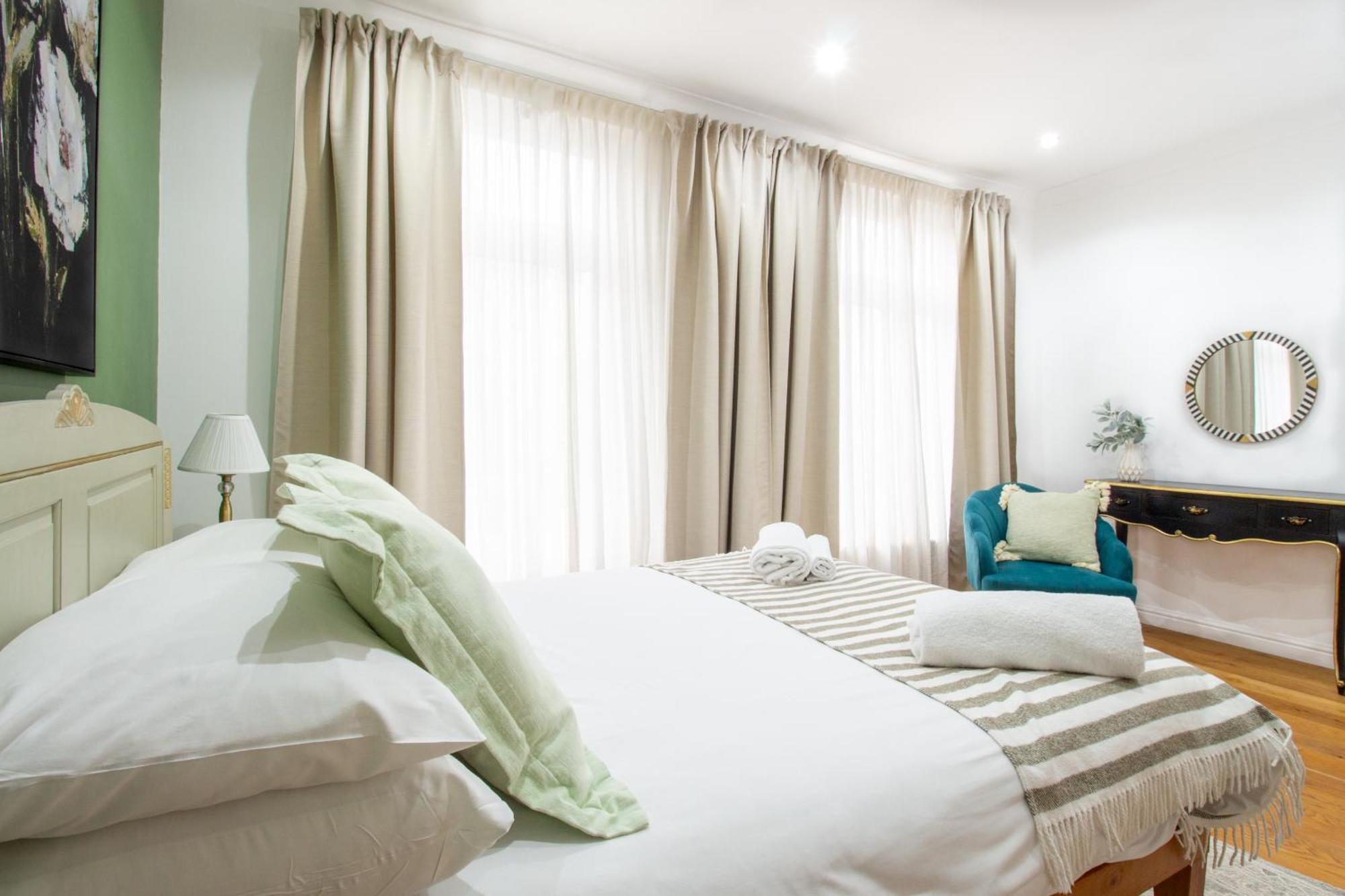 Spacious 4Br House, 2 En Suites With Garden & On-Site Parking Maidstone Eksteriør bilde