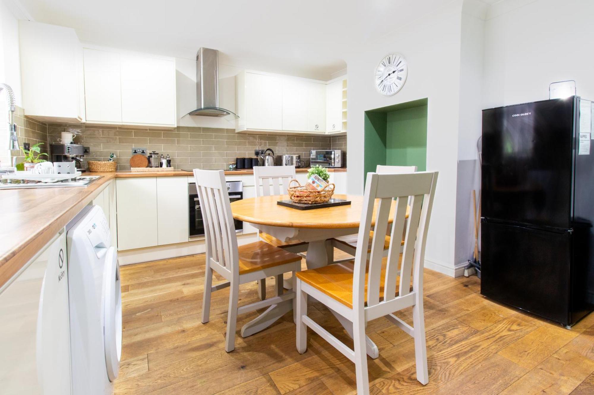 Spacious 4Br House, 2 En Suites With Garden & On-Site Parking Maidstone Eksteriør bilde